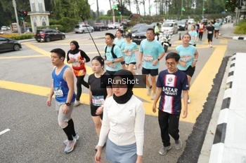 Runner Photo 4255110