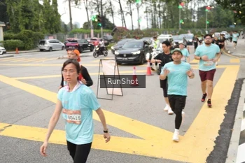 Runner Photo 4255138