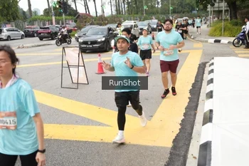 Runner Photo 4255139