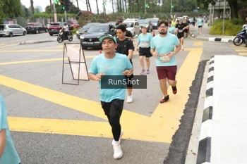 Runner Photo 4255142