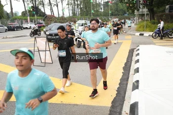 Runner Photo 4255144