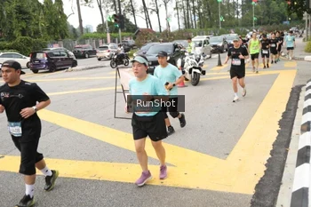 Runner Photo 4255154