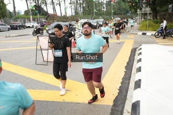 Runner Photo 4255155