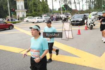 Runner Photo 4255156