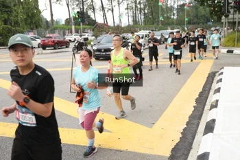 Runner Photo 4255170