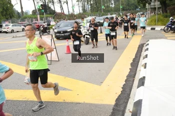 Runner Photo 4255174