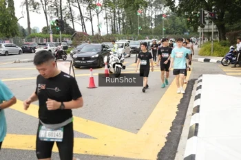 Runner Photo 4255195