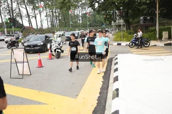 Runner Photo 4255199