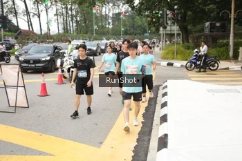 Runner Photo 4255201