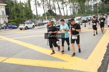 Runner Photo 4255204