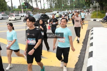 Runner Photo 4255225