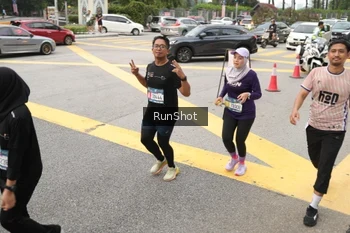 Runner Photo 4255241