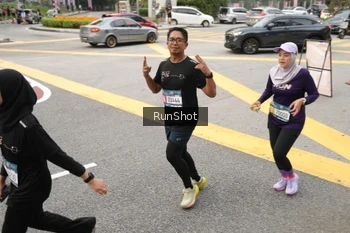 Runner Photo 4255243