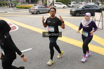 Runner Photo 4255244