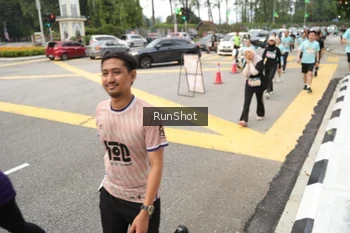 Runner Photo 4255253