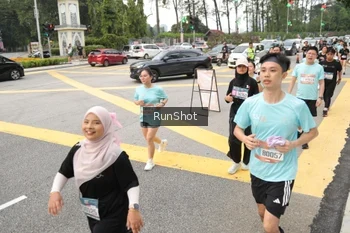 Runner Photo 4255267