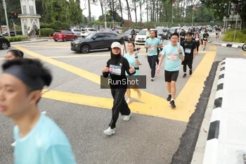 Runner Photo 4255275