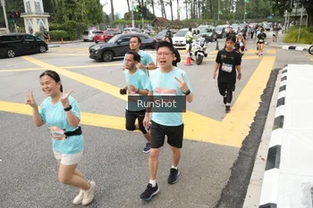 Runner Photo 4255285