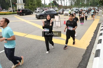 Runner Photo 4255299