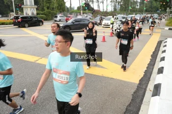 Runner Photo 4255302