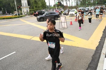 Runner Photo 4255314
