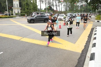 Runner Photo 4255329