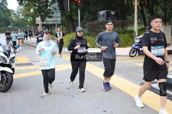 Runner Photo 4255341