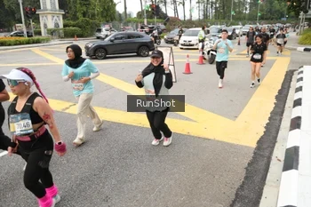Runner Photo 4255351