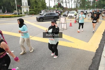 Runner Photo 4255358