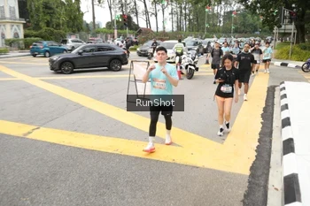 Runner Photo 4255362
