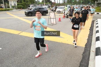 Runner Photo 4255367