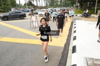 Runner Photo 4255373