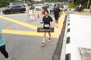 Runner Photo 4255377