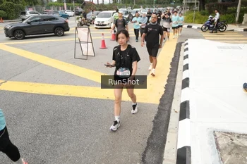 Runner Photo 4255378