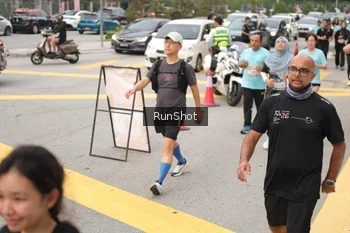 Runner Photo 4255380