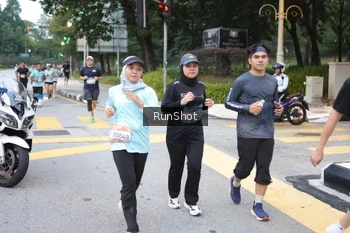 Runner Photo 4255387