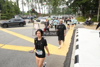 Runner Photo 4255395