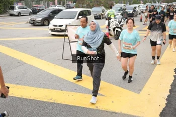 Runner Photo 4255396