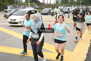 Runner Photo 4255404