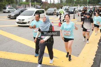 Runner Photo 4255407