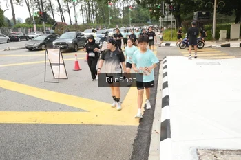 Runner Photo 4255416