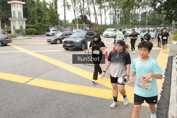 Runner Photo 4255422