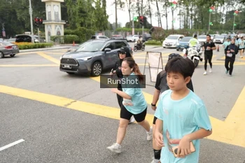 Runner Photo 4255431
