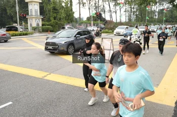 Runner Photo 4255432