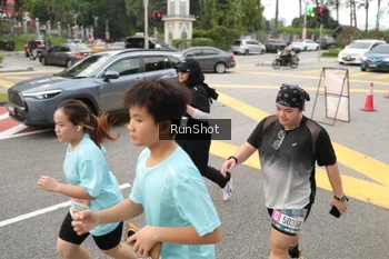 Runner Photo 4255439