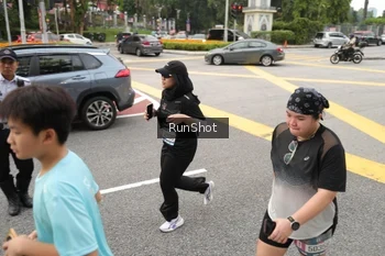 Runner Photo 4255443