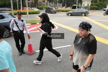 Runner Photo 4255450