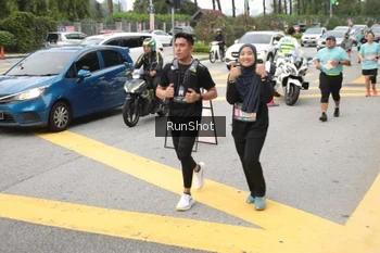 Runner Photo 4255458