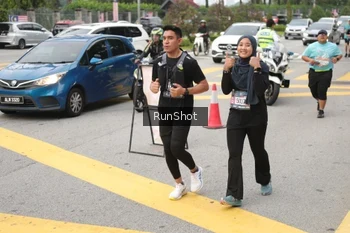 Runner Photo 4255463