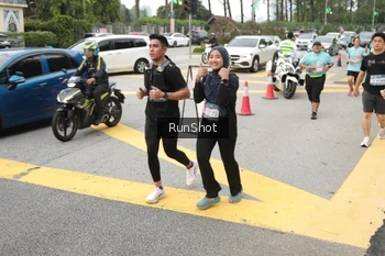 Runner Photo 4255471